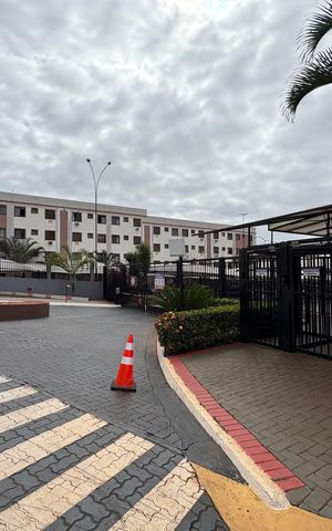 Apartamento para alugar com 42m², 2 quartos e 1 vaga Apartamento para alugar com 42m², 2 quartos e 1 vagaFachada