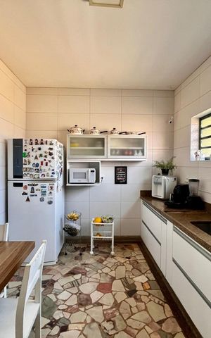 Casa para alugar com 247m², 4 quartos e 6 vagas Casa para alugar com 247m², 4 quartos e 6 vagasCozinha