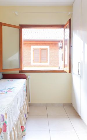 Casa de condomínio à venda com 200m², 3 quartos e 3 vagas Casa de condomínio à venda com 200m², 3 quartos e 3 vagasQuarto 1