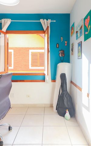 Casa de condomínio à venda com 200m², 3 quartos e 3 vagas Casa de condomínio à venda com 200m², 3 quartos e 3 vagasQuarto 2