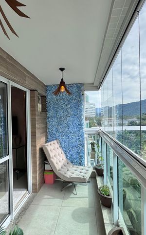 Apartamento à venda com 126m², 3 quartos e 2 vagas Apartamento à venda com 126m², 3 quartos e 2 vagasVaranda