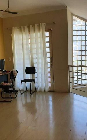 Casa à venda com 360m², 4 quartos e 4 vagas