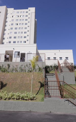 Apartamento para alugar com 49m², 2 quartos e 1 vagaFachada