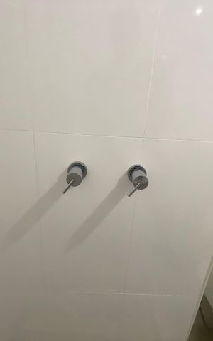 Apartamento à venda com 85m², 2 quartos e 1 vaga Apartamento à venda com 85m², 2 quartos e 1 vagaBanheiro