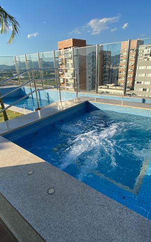 Apartamento à venda com 85m², 2 quartos e 1 vaga Apartamento à venda com 85m², 2 quartos e 1 vagaÁrea comum - Piscina