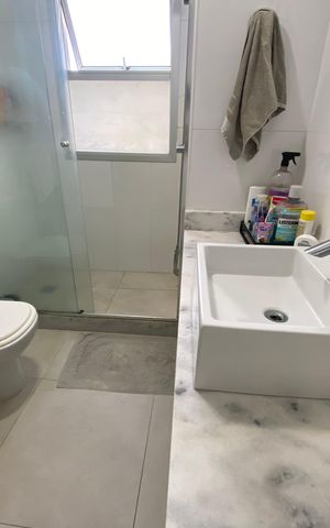 Apartamento à venda com 85m², 2 quartos e 1 vaga Apartamento à venda com 85m², 2 quartos e 1 vagaBanheiro 2