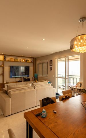 Apartamento à venda com 109m², 3 quartos e 2 vagas Apartamento à venda com 109m², 3 quartos e 2 vagasSala