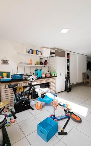 Casa à venda com 134m², 2 quartos e 4 vagasGaragem