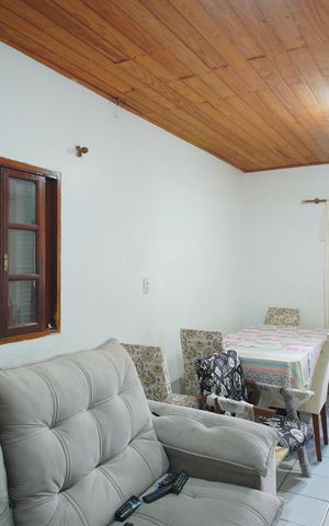 Casa à venda com 100m², 2 quartos e 4 vagasSala