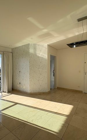 Apartamento à venda com 74m², 2 quartos e 2 vagasSala