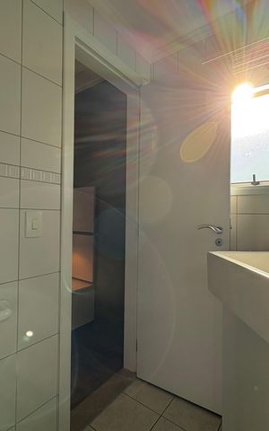 Apartamento à venda com 74m², 2 quartos e 2 vagasBanheiro da Suíte