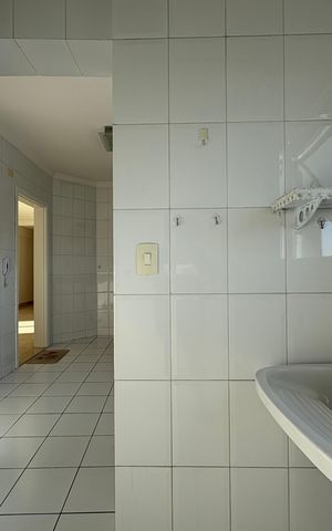Apartamento à venda com 74m², 2 quartos e 2 vagasLavanderia