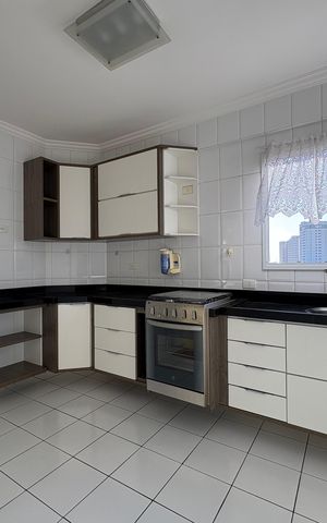 Apartamento à venda com 74m², 2 quartos e 2 vagasCozinha