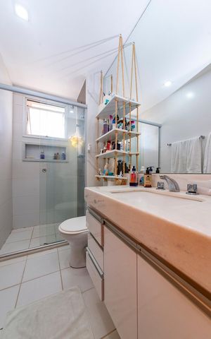 Apartamento à venda com 126m², 3 quartos e 3 vagas Apartamento à venda com 126m², 3 quartos e 3 vagasBanheiro da Suíte