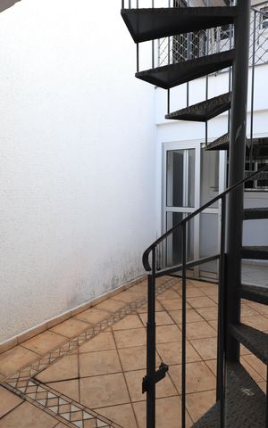 Casa para alugar com 319m², 5 quartos e 5 vagasQuintal