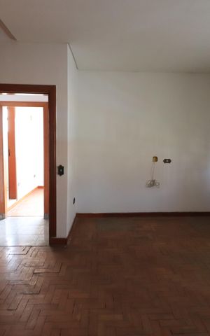 Casa para alugar com 319m², 5 quartos e 5 vagasQuarto 1