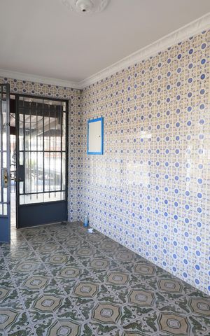 Casa para alugar com 319m², 5 quartos e 5 vagasEntrada