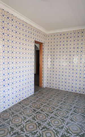 Casa para alugar com 319m², 5 quartos e 5 vagasEntrada