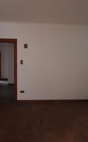 Casa para alugar com 319m², 5 quartos e 5 vagasQuarto 4 - Suíte