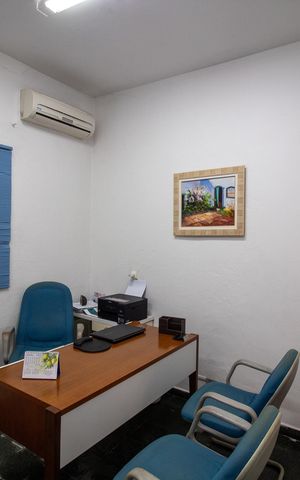 Casa à venda com 243m², 2 quartos e 2 vagas Casa à venda com 243m², 2 quartos e 2 vagasQuarto 1
