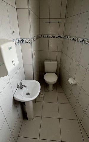 Casa à venda com 250m², 4 quartos e 3 vagasBanheiro