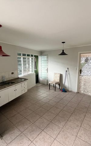 Casa à venda com 250m², 4 quartos e 3 vagasÁrea de Serviço