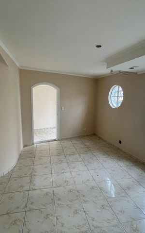 Casa à venda com 250m², 4 quartos e 3 vagasSala