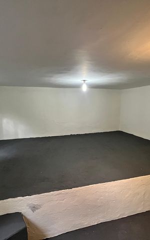 Casa à venda com 250m², 4 quartos e 3 vagasQuarto de Serviço