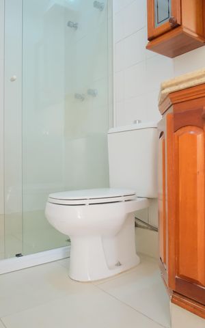 Casa de condomínio à venda com 290m², 5 quartos e 4 vagasBanheiro Social
