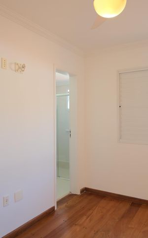 Casa de condomínio à venda com 290m², 5 quartos e 4 vagasSuíte 3