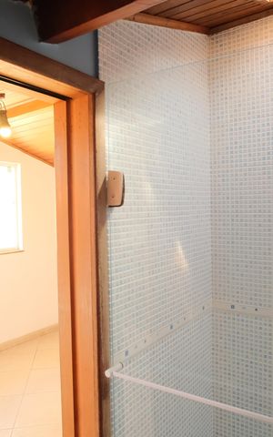 Casa de condomínio à venda com 290m², 5 quartos e 4 vagasBanheiro da Suíte 5