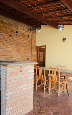 Casa de condomínio à venda com 290m², 5 quartos e 4 vagasÁrea comum - Espaço Gourmet