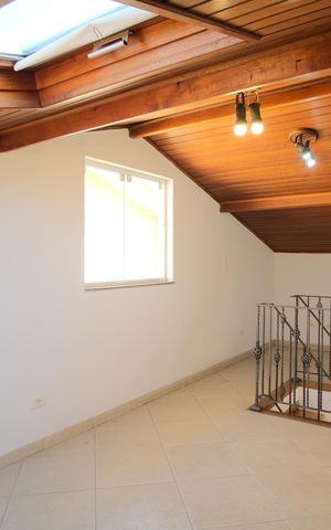 Casa de condomínio à venda com 290m², 5 quartos e 4 vagasSuíte 5
