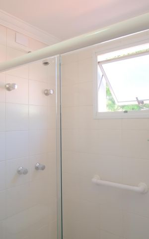 Casa de condomínio à venda com 290m², 5 quartos e 4 vagasBanheiro da Suíte 3
