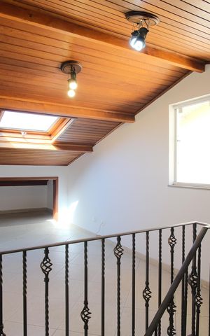 Casa de condomínio à venda com 290m², 5 quartos e 4 vagasSuíte 5
