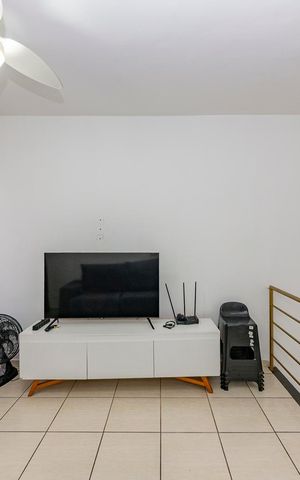Apartamento à venda com 179m², 3 quartos e 3 vagas Apartamento à venda com 179m², 3 quartos e 3 vagasSala 2