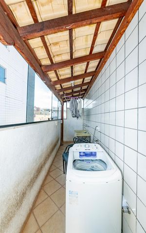 Apartamento à venda com 179m², 3 quartos e 3 vagas Apartamento à venda com 179m², 3 quartos e 3 vagasÁrea de Serviço