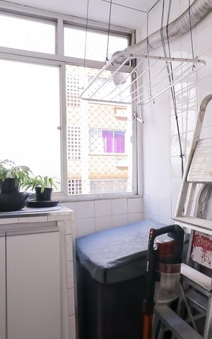 Apartamento à venda com 60m², 2 quartos e 1 vagaÁrea de Serviço