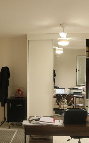 Apartamento à venda com 136m², 2 quartos e 2 vagasSuíte