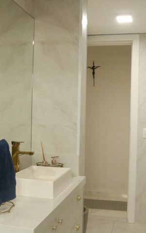 Apartamento à venda com 136m², 2 quartos e 2 vagasBanheiro Social