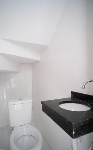 Casa à venda com 72m², 2 quartos e 1 vagaLavabo
