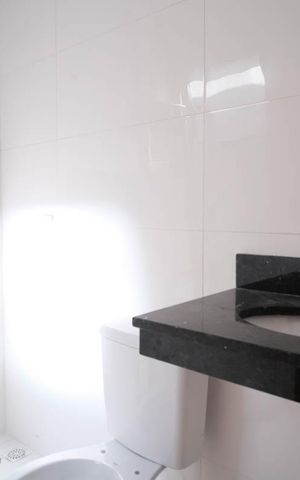 Casa à venda com 72m², 2 quartos e 1 vagaBanheiro da Suíte 1