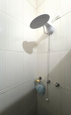 Casa à venda com 330m², 3 quartos e 3 vagasBanheiro 2