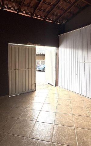 Casa à venda com 330m², 3 quartos e 3 vagasGaragem