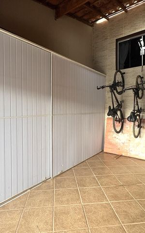 Casa à venda com 330m², 3 quartos e 3 vagasGaragem