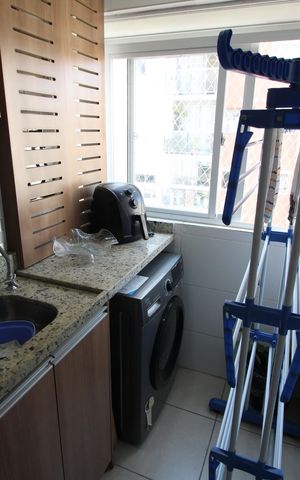 Apartamento à venda com 70m², 3 quartos e 1 vagaÁrea de Serviço