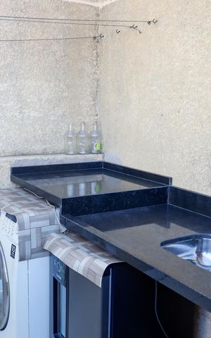 Apartamento à venda com 95m², 3 quartos e 1 vaga Apartamento à venda com 95m², 3 quartos e 1 vagaLavanderia