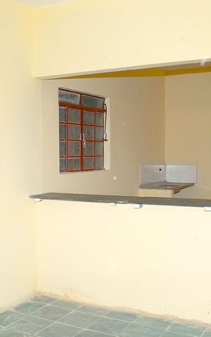 Casa para alugar com 75m², 2 quartos e sem vagaSala/Cozinha