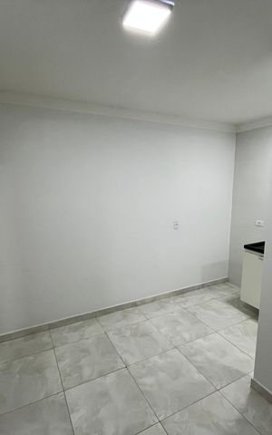 Casa de condomínio para alugar com 29m², 1 quarto e sem vagaSala