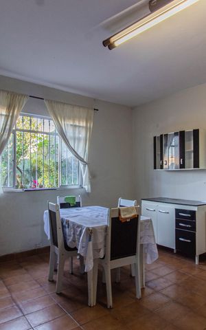 Casa à venda com 100m², 2 quartos e 1 vaga Casa à venda com 100m², 2 quartos e 1 vagaSala/Cozinha